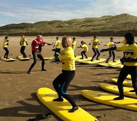 Deluxe Seaside Ground Floor With Private Entrance And Patio Appartement