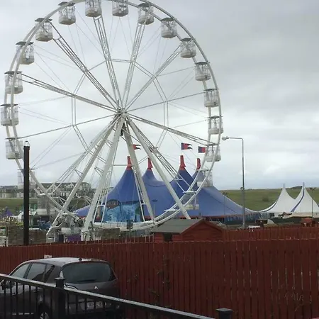 Appartement Deluxe Seaside Ground Floor With Private Entrance And Patio *